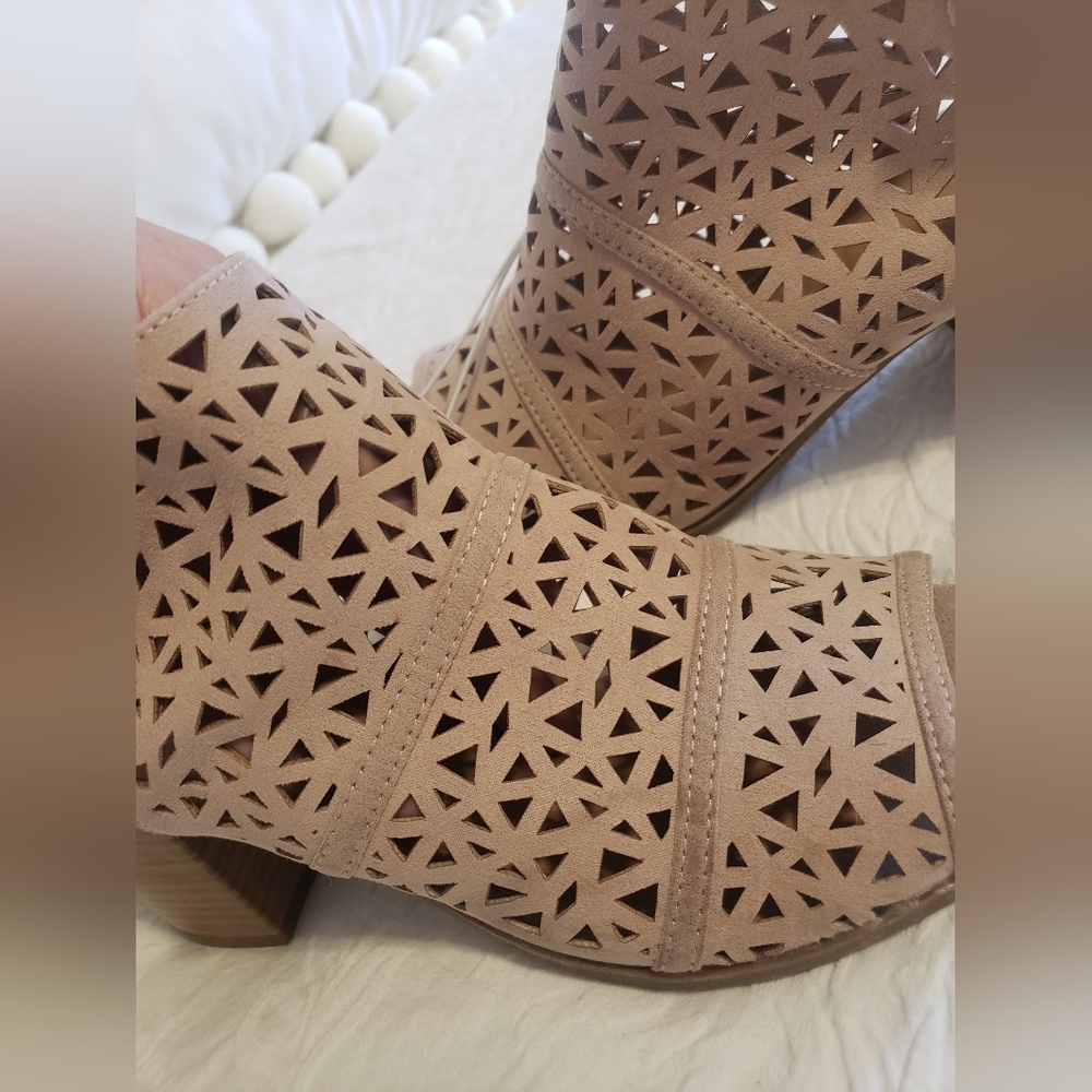 NEW SEYCHELLES NUDE OPEN TOE BOOTIES SIZE :8 1/2 - Picture 6 of 13